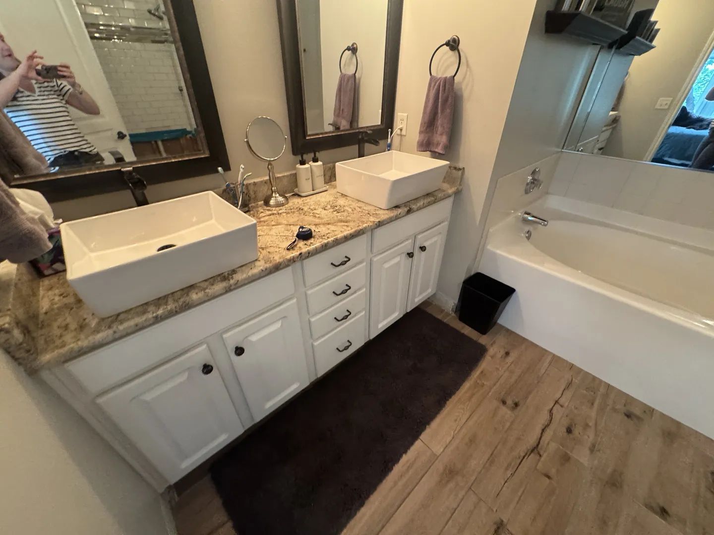Before renovation - Old Hickory bathroom