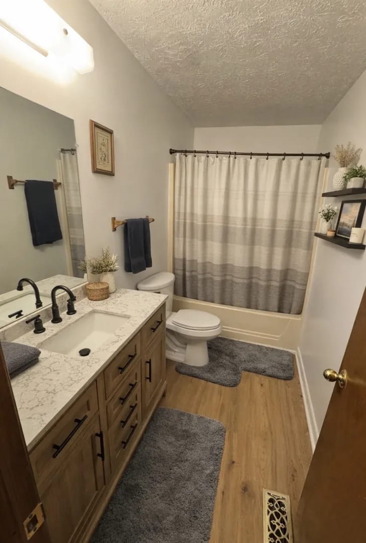 After reconstruction - Summertime Dr room